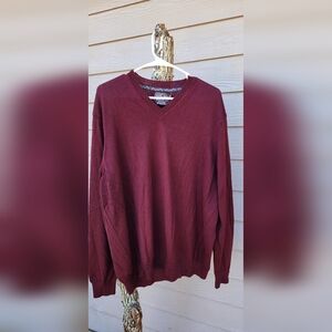 Men's Burgundy V-Neck 100% Italian Merino Wool Sweater. 2x. XXL